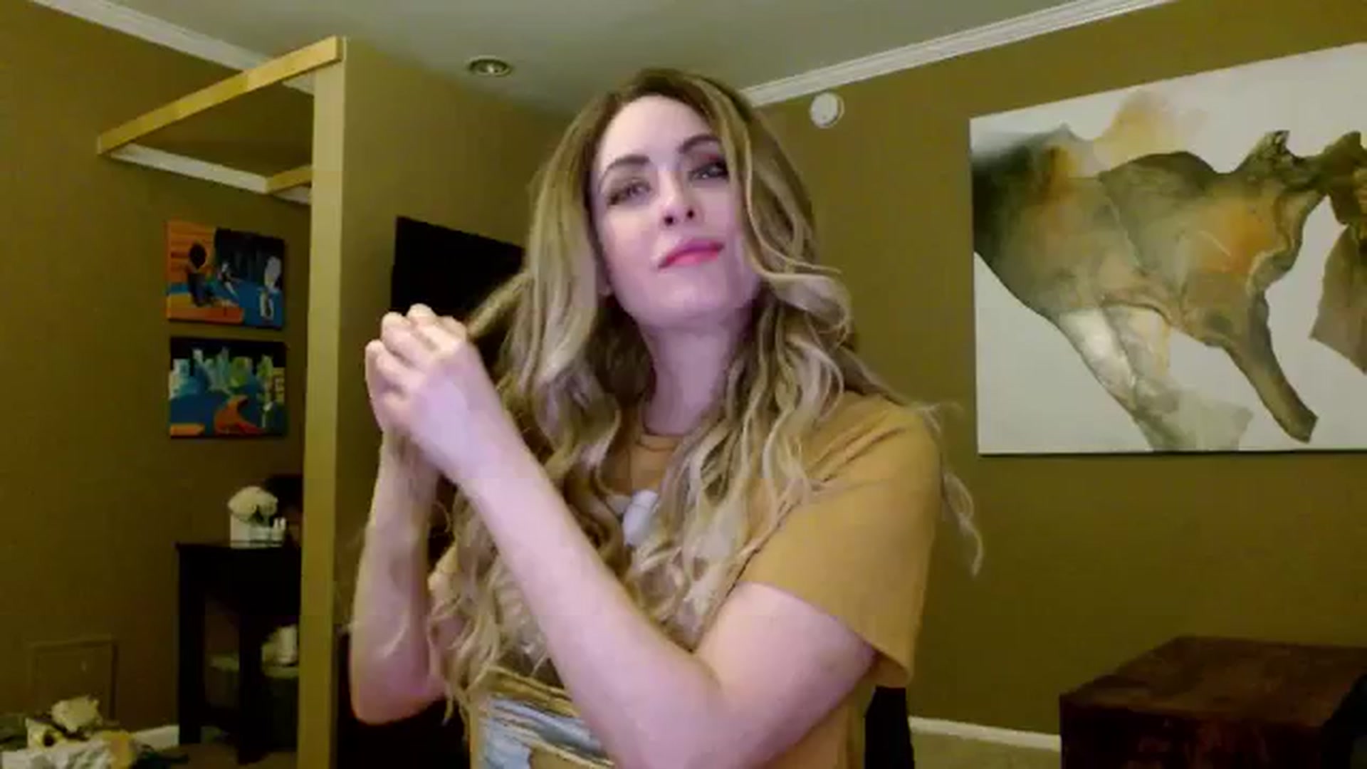 Gallery image thumbnail from Mel_inLove's myfreecams stream on, 03/13/2026, 04:48 image 5 of 20