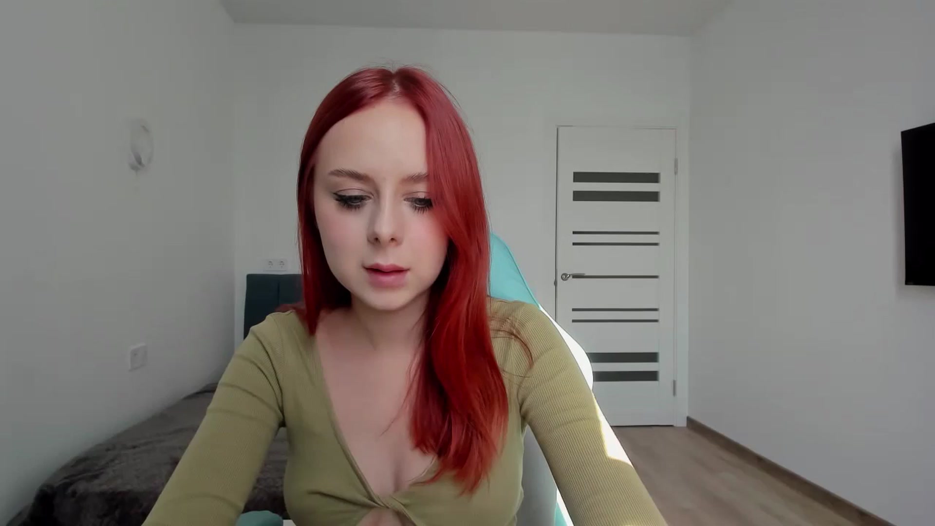 Gallery image thumbnail from MelaniaRous's myfreecams stream on, 08/21/2024, 13:26 image 9 of 20