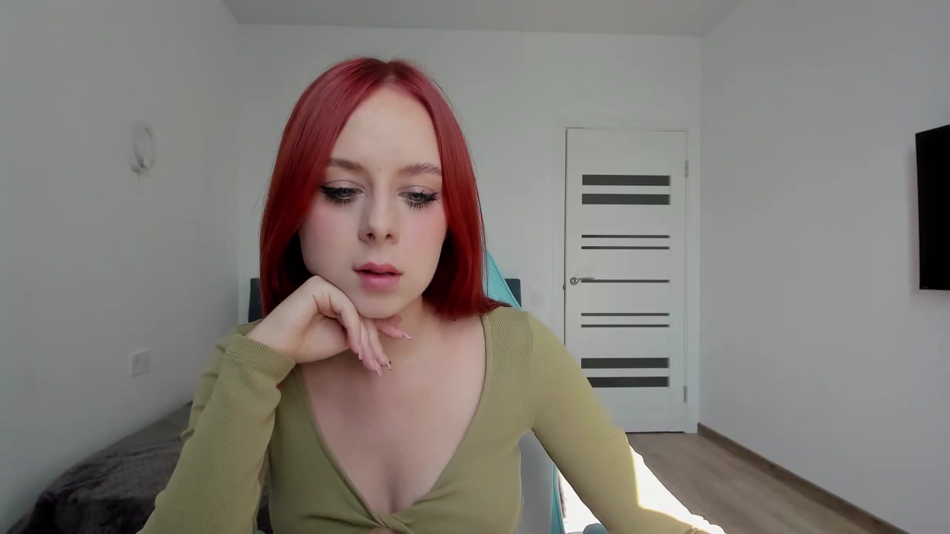 Gallery image thumbnail from MelaniaRous's myfreecams stream on, 08/21/2024, 13:26 image 3 of 20