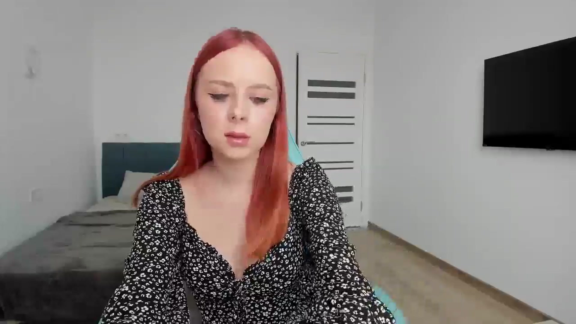 Gallery image thumbnail from MelaniaRous's myfreecams stream on, 09/02/2024, 10:43 image 8 of 20