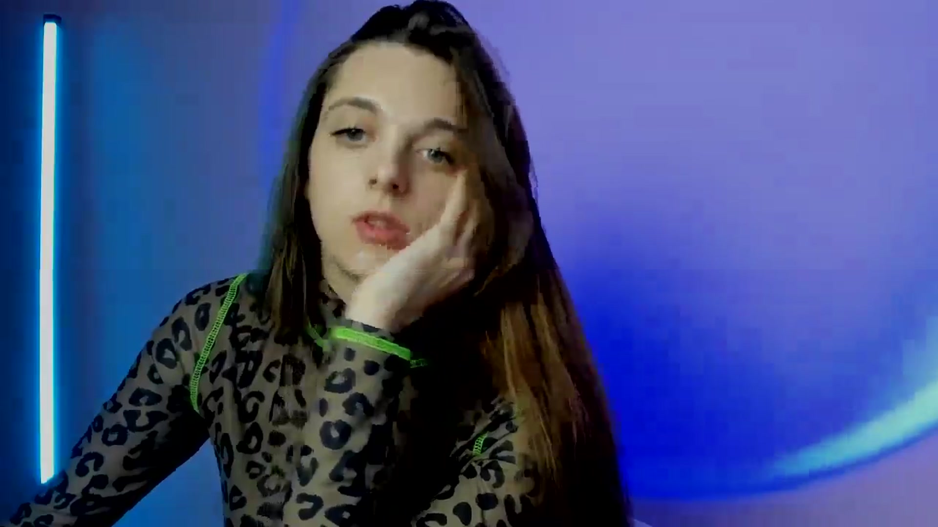 Gallery image thumbnail from MelaniaVince's myfreecams stream on, 03/15/2025, 15:53 image 13 of 20