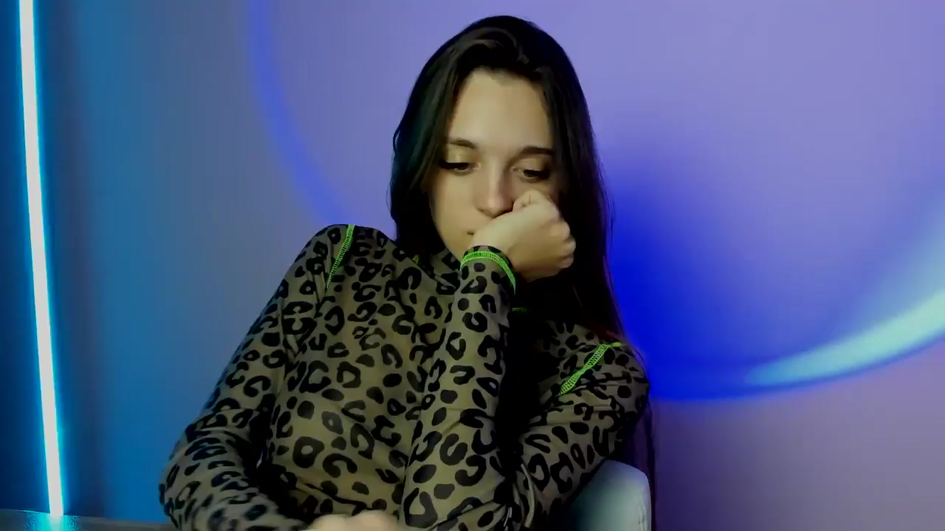 Gallery image thumbnail from MelaniaVince's myfreecams stream on, 03/15/2025, 15:53 image 1 of 20