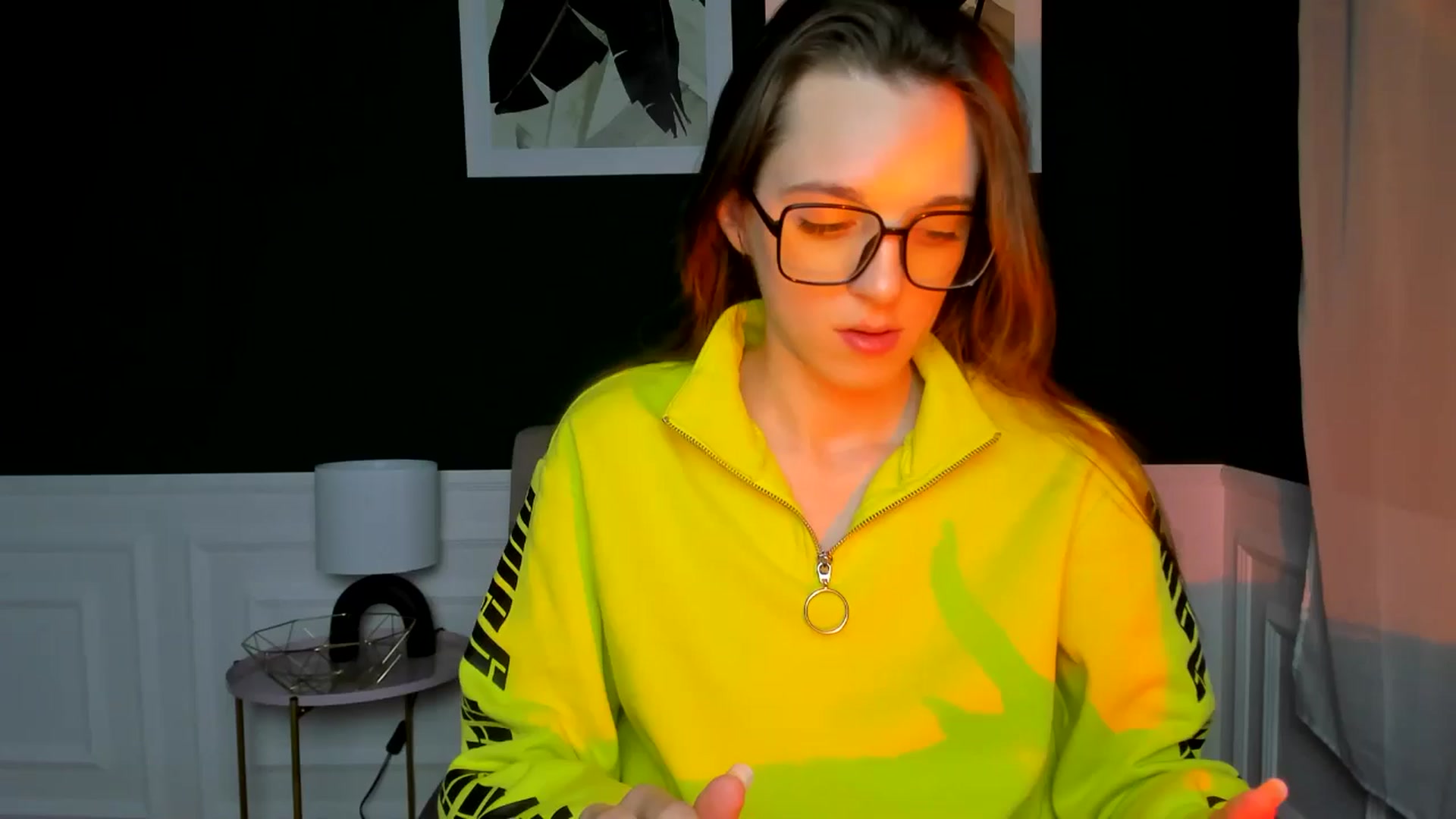 Gallery image thumbnail from MelaniaVince's myfreecams stream on, 03/16/2025, 15:28 image 1 of 20