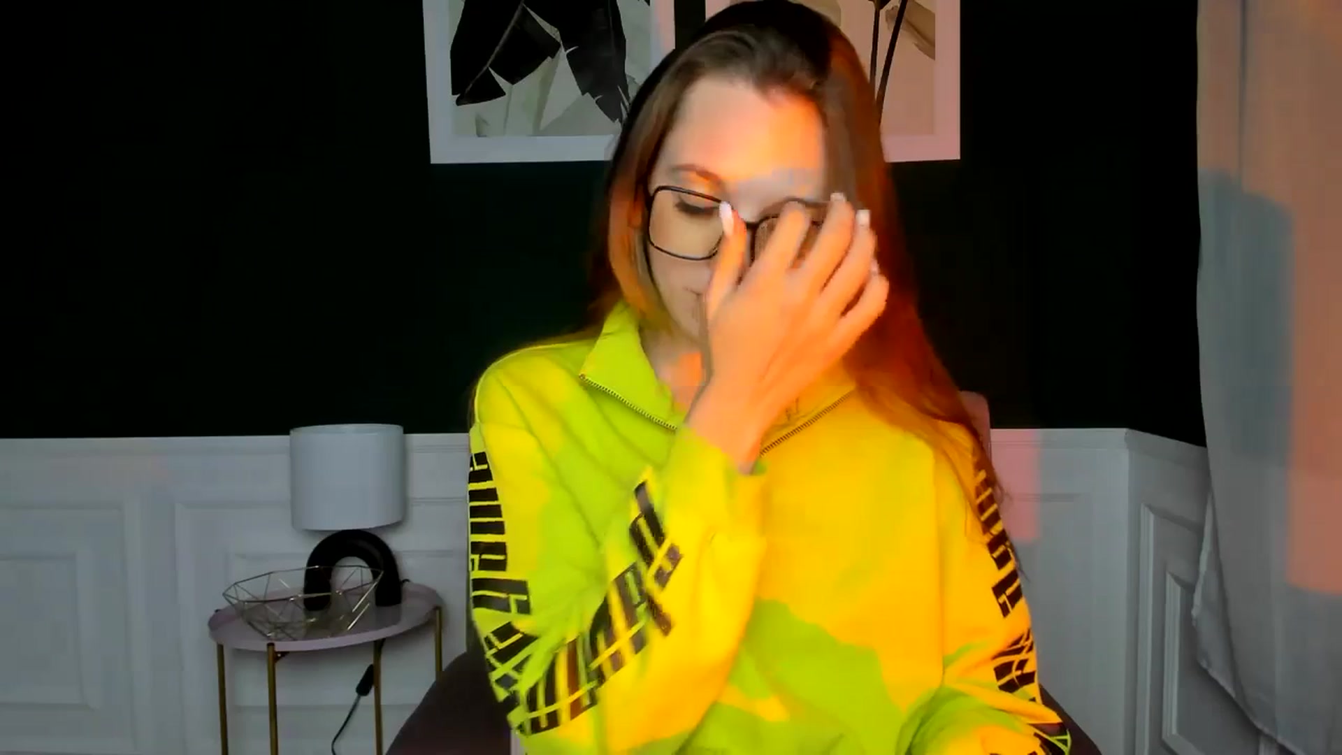 Gallery image thumbnail from MelaniaVince's myfreecams stream on, 03/16/2025, 15:28 image 7 of 20