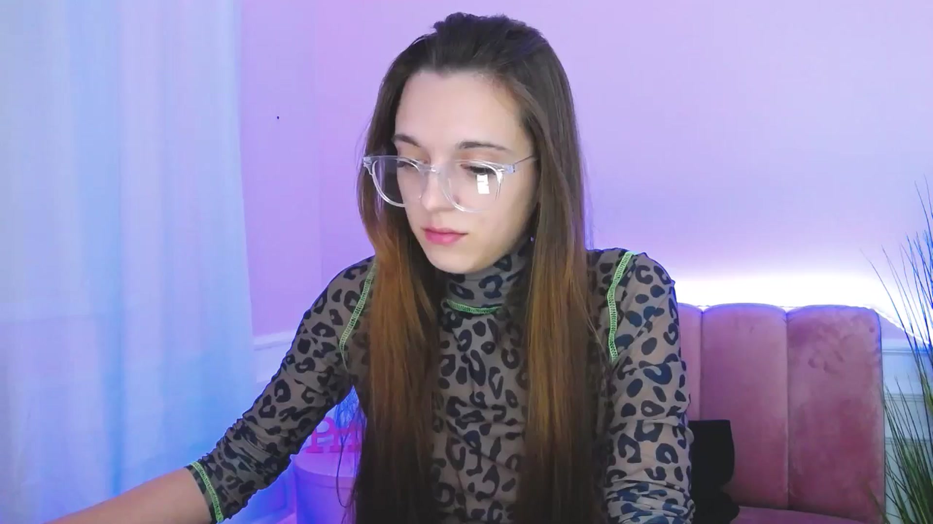 Gallery image thumbnail from MelaniaVince's myfreecams stream on, 03/17/2025, 11:42 image 12 of 20