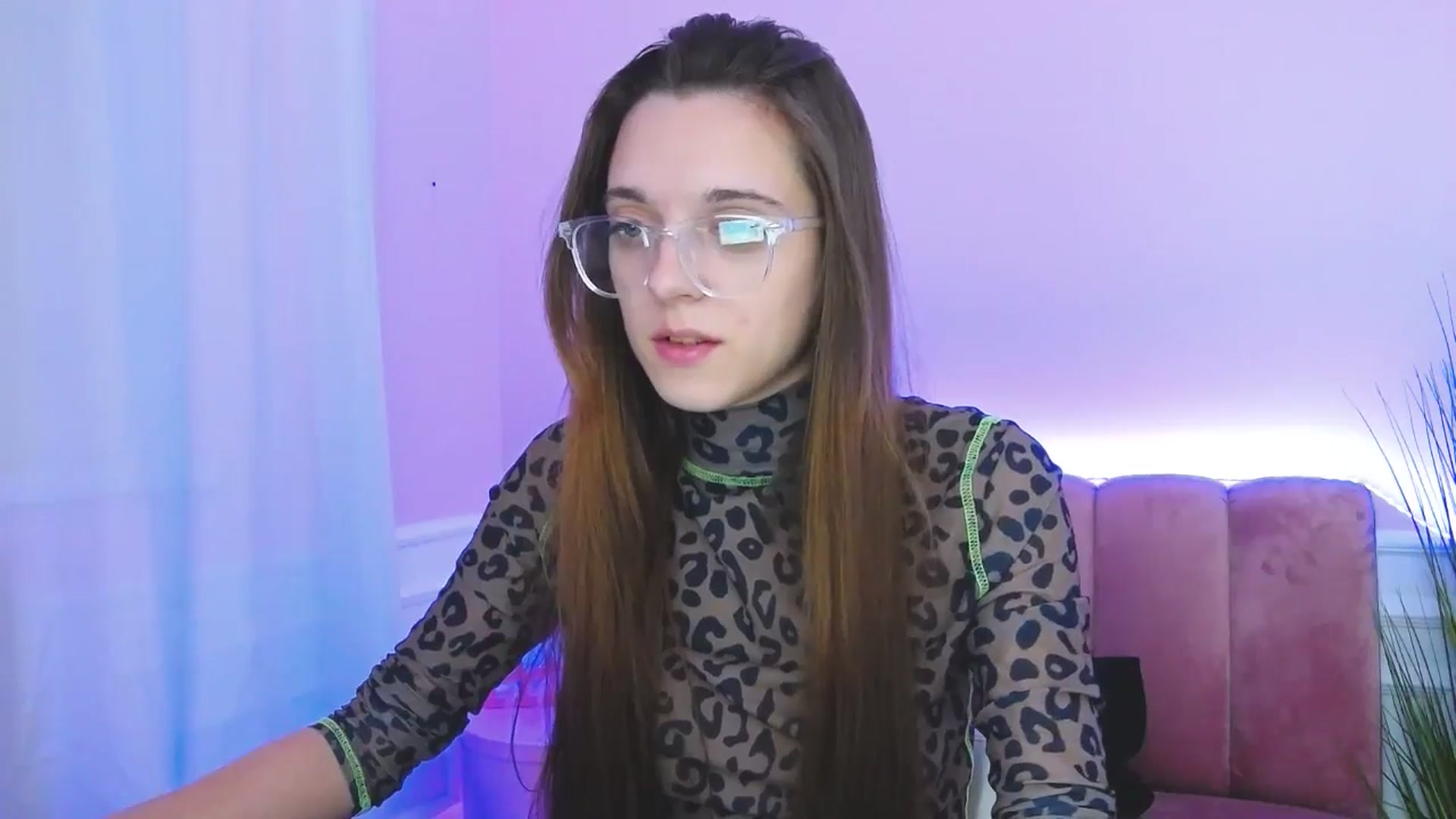 Gallery image thumbnail from MelaniaVince's myfreecams stream on, 03/17/2025, 11:42 image 8 of 20