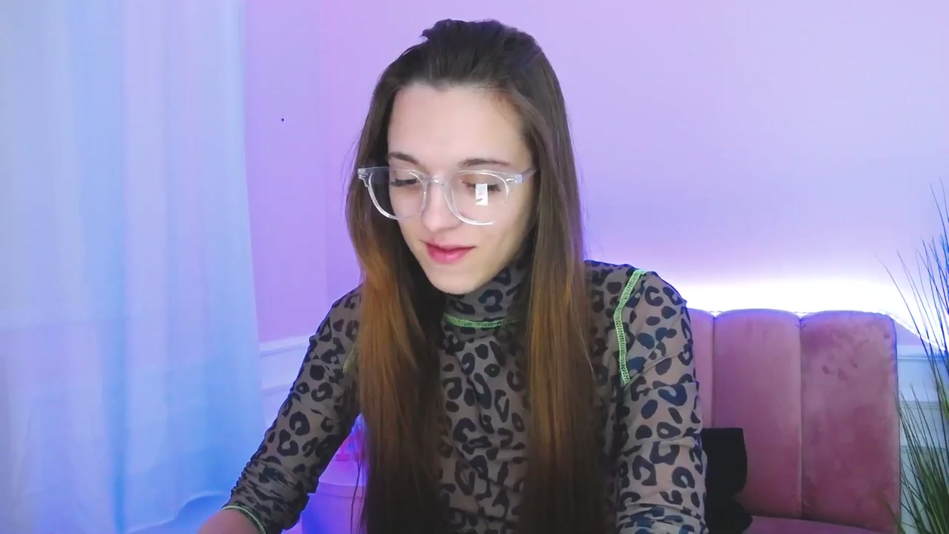Gallery image thumbnail from MelaniaVince's myfreecams stream on, 03/17/2025, 11:42 image 20 of 20