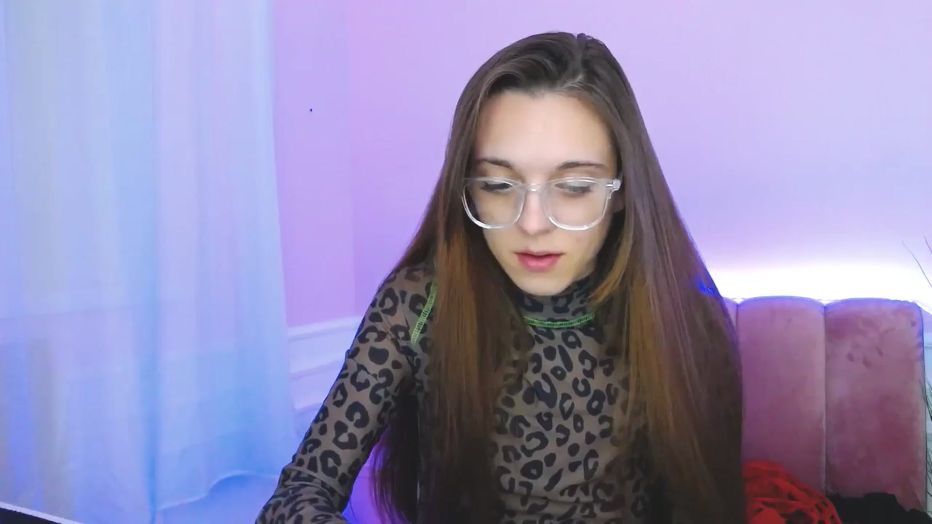 Gallery image thumbnail from MelaniaVince's myfreecams stream on, 03/17/2025, 13:12 image 3 of 20