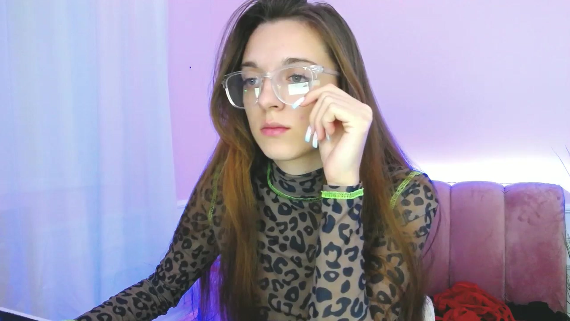 Gallery image thumbnail from MelaniaVince's myfreecams stream on, 03/17/2025, 13:12 image 11 of 20