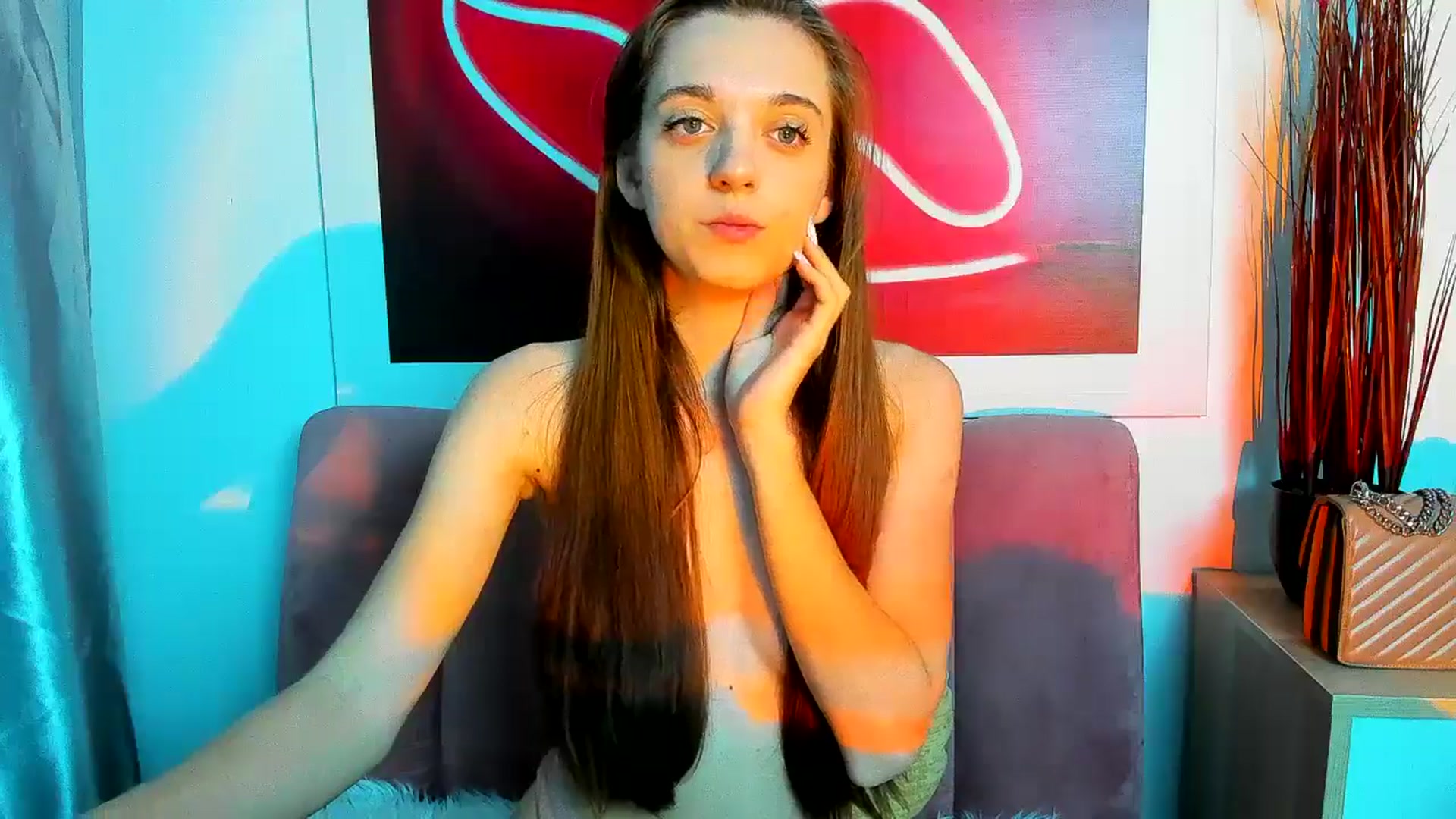 Gallery image thumbnail from MelaniaVince's myfreecams stream on, 03/18/2025, 16:52 image 14 of 20
