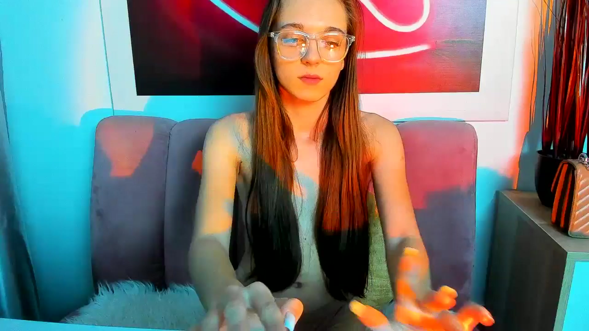 Gallery image thumbnail from MelaniaVince's myfreecams stream on, 03/18/2025, 16:52 image 6 of 20