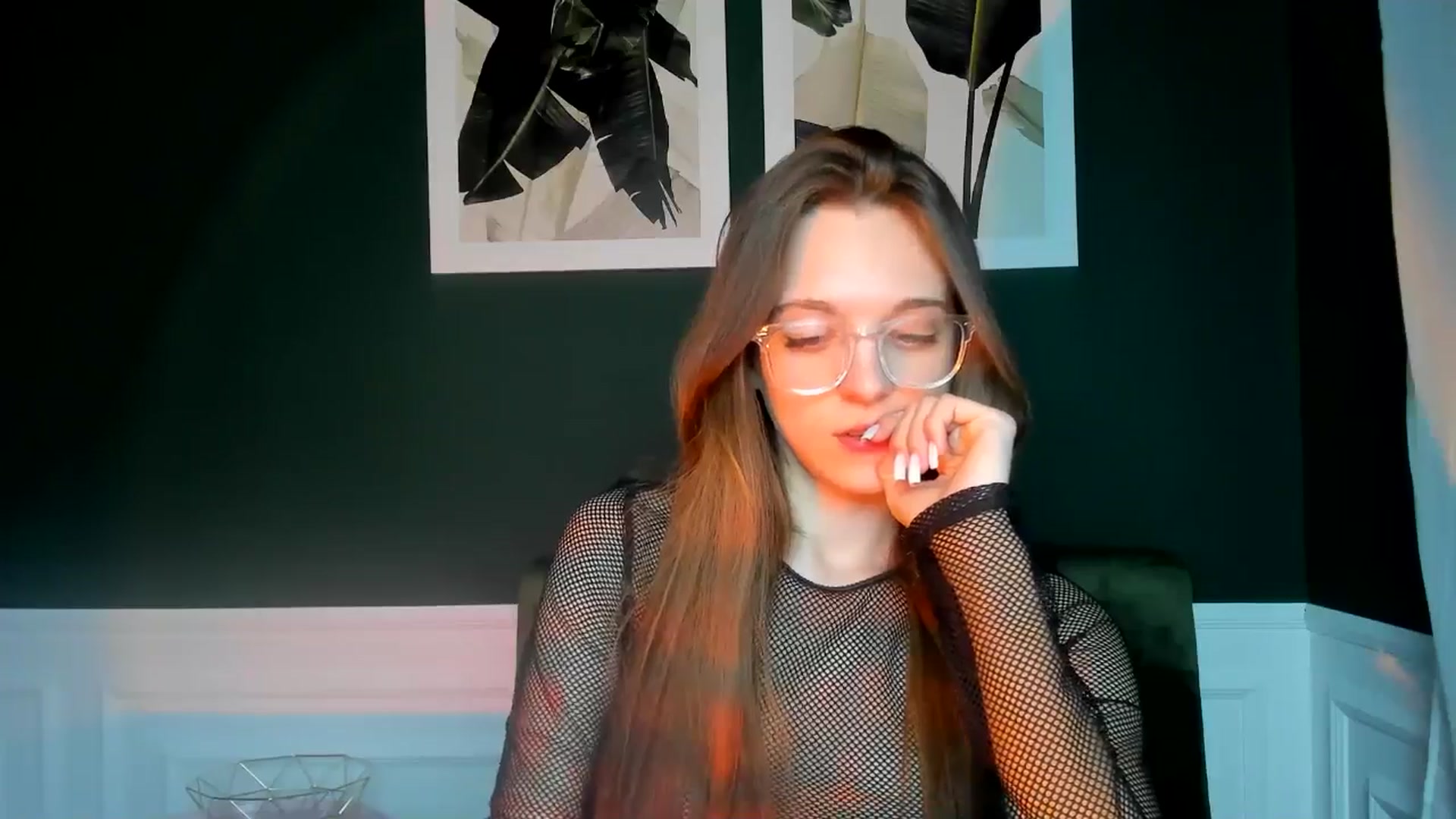 Gallery image thumbnail from MelaniaVince's myfreecams stream on, 03/19/2025, 13:47 image 7 of 20