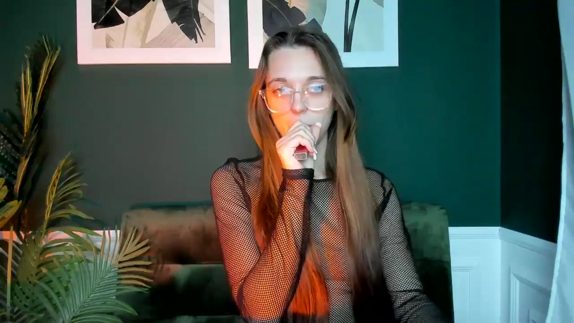 Gallery image thumbnail from MelaniaVince's myfreecams stream on, 03/22/2025, 13:32 image 9 of 20