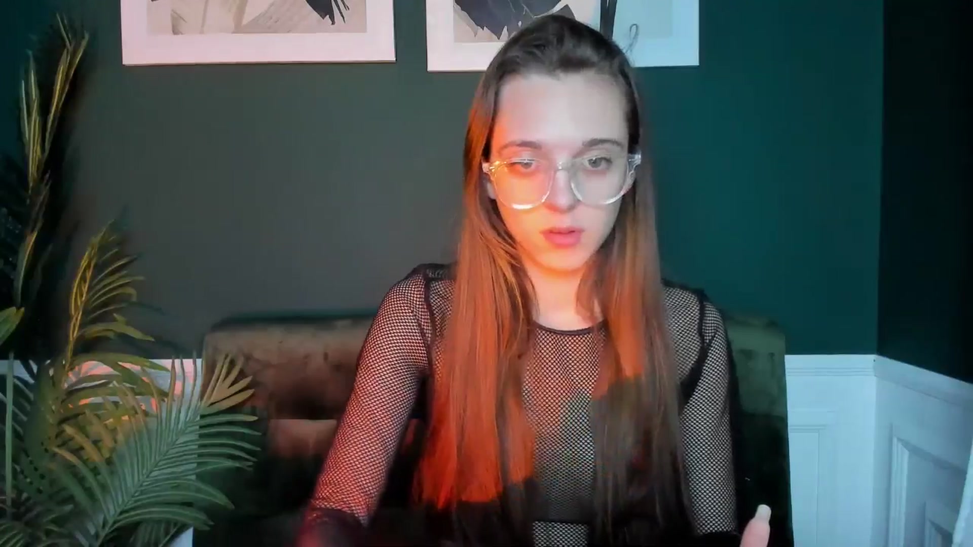 Gallery image thumbnail from MelaniaVince's myfreecams stream on, 03/22/2025, 14:27 image 12 of 20