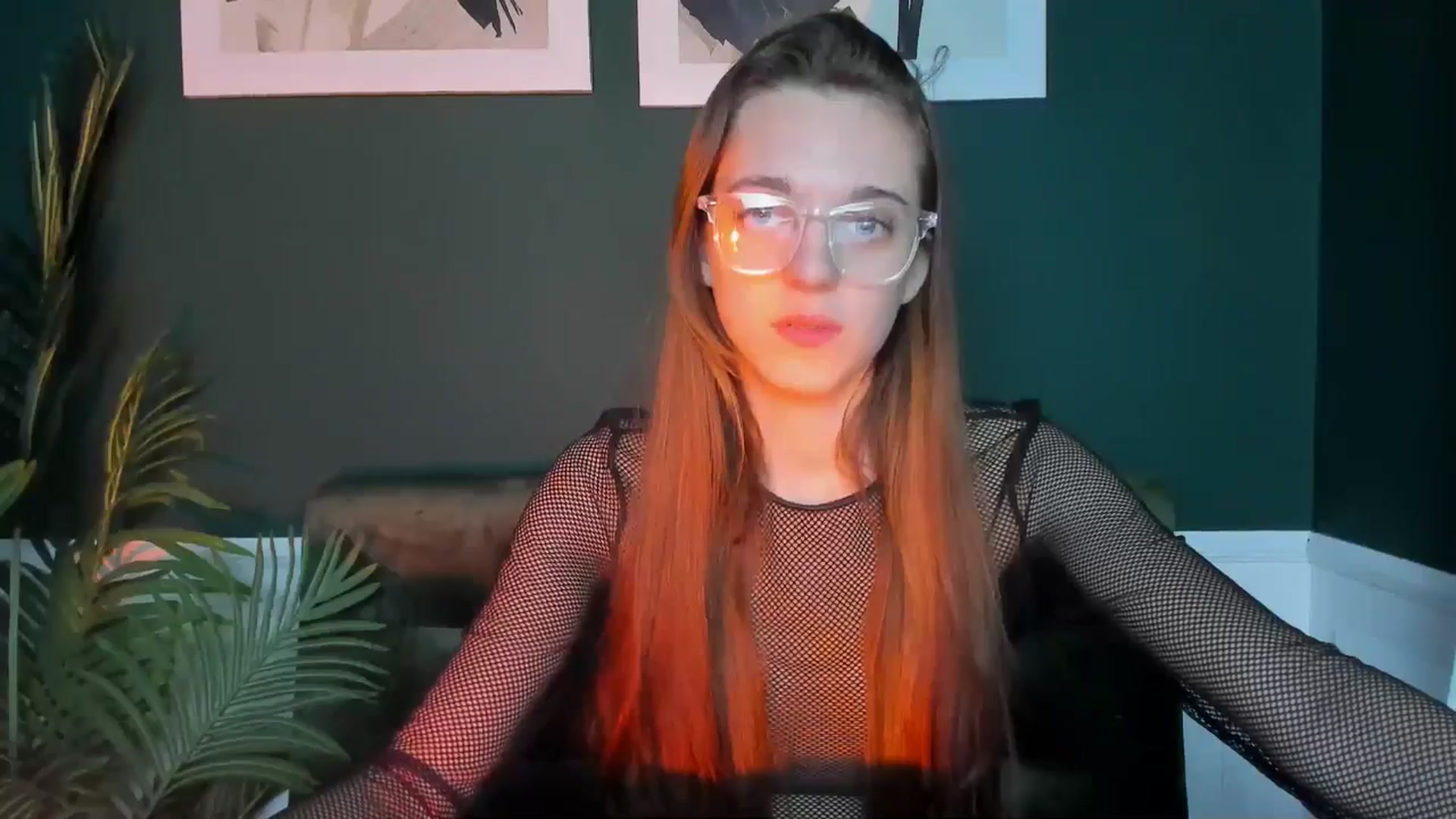 Gallery image thumbnail from MelaniaVince's myfreecams stream on, 03/22/2025, 14:27 image 11 of 20