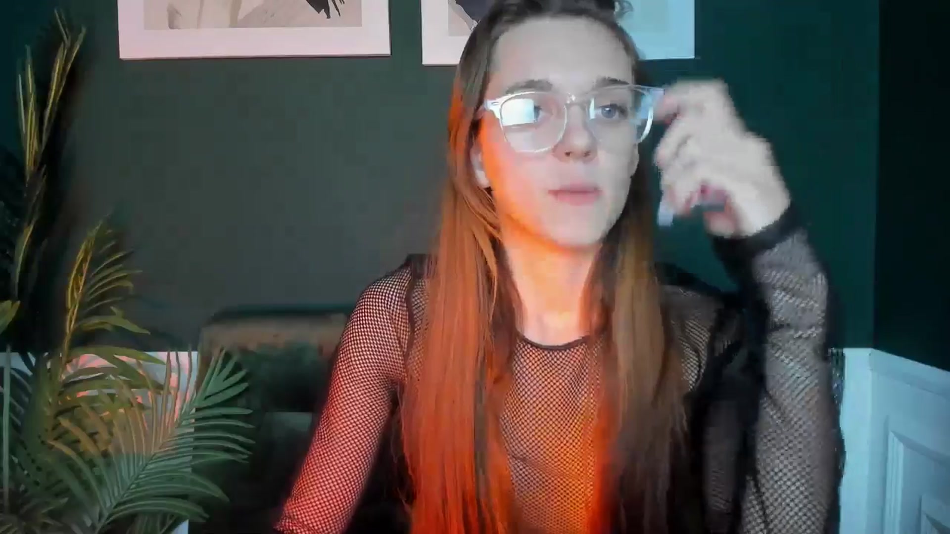 Gallery image thumbnail from MelaniaVince's myfreecams stream on, 03/22/2025, 14:27 image 2 of 20