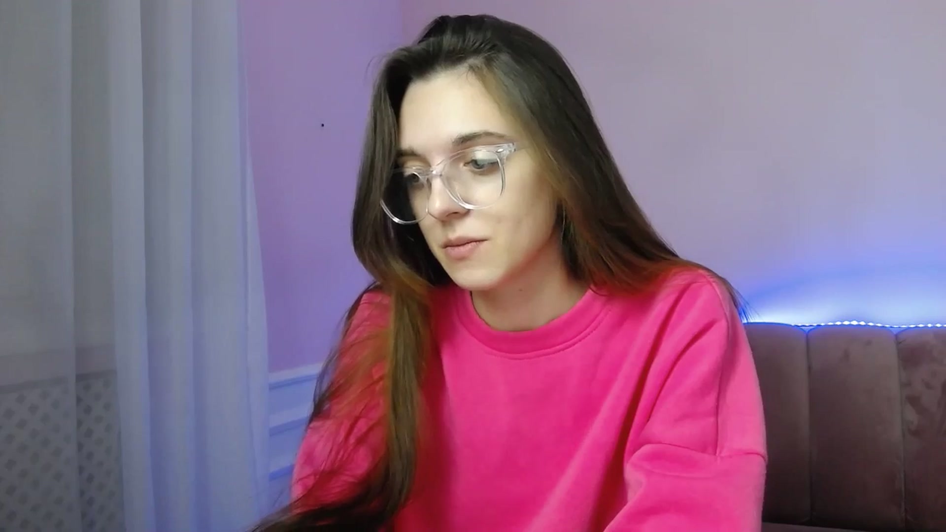 Gallery image thumbnail from MelaniaVince's myfreecams stream on, 03/23/2025, 15:16 image 4 of 20