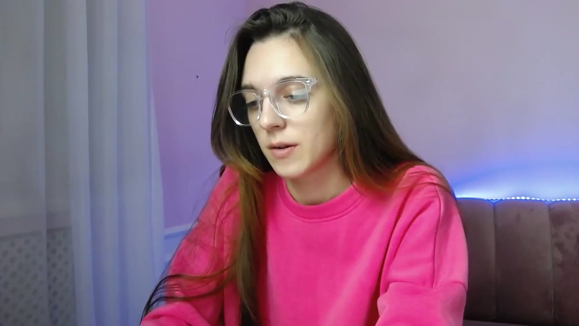 Gallery image thumbnail from MelaniaVince's myfreecams stream on, 03/23/2025, 15:16 image 15 of 20