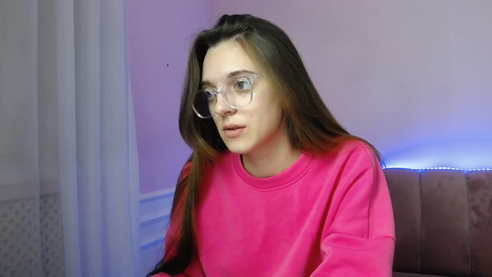 Gallery image thumbnail from MelaniaVince's myfreecams stream on, 03/23/2025, 15:16 image 3 of 20
