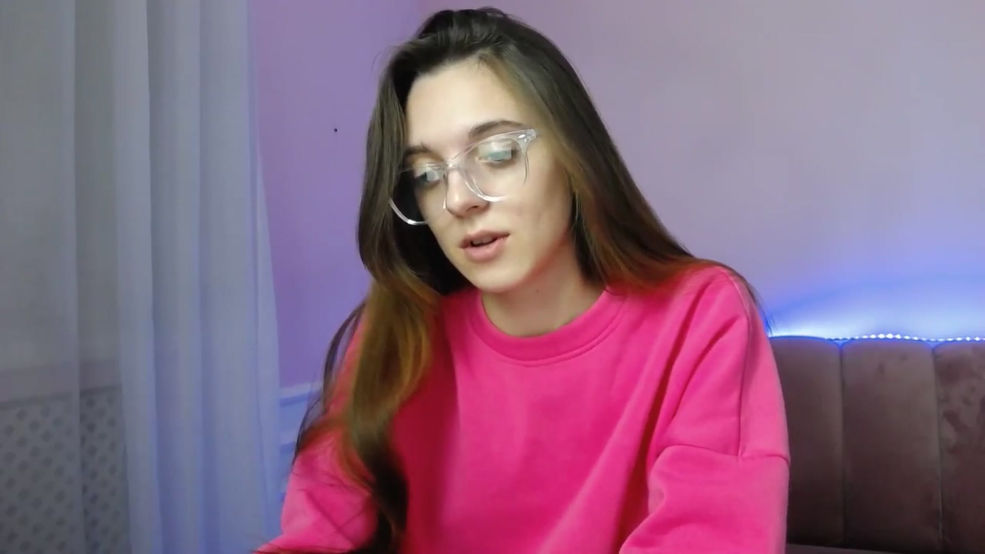 Gallery image thumbnail from MelaniaVince's myfreecams stream on, 03/23/2025, 15:16 image 7 of 20