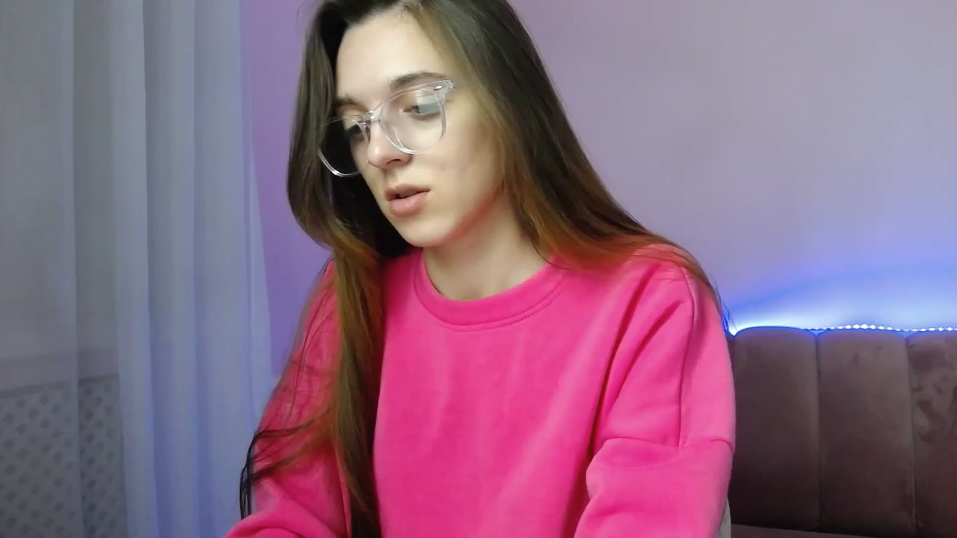 Gallery image thumbnail from MelaniaVince's myfreecams stream on, 03/23/2025, 15:16 image 13 of 20
