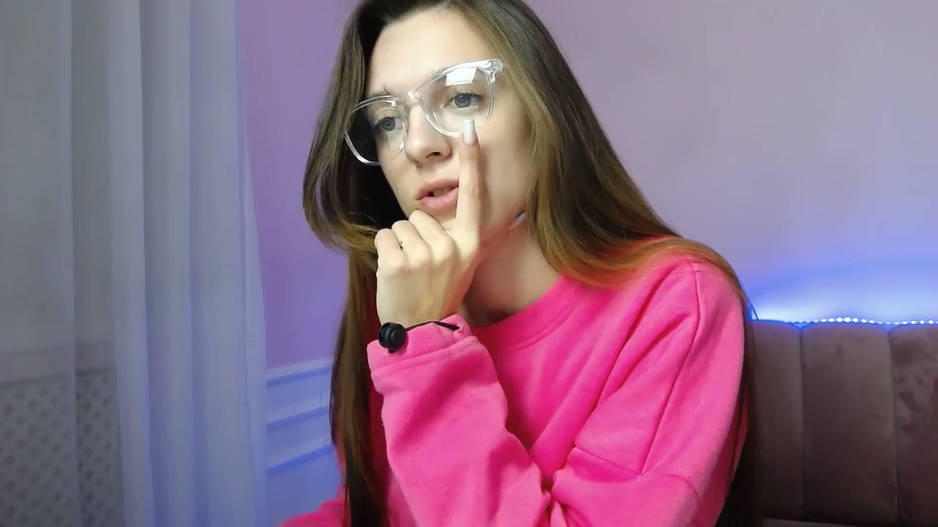 Gallery image thumbnail from MelaniaVince's myfreecams stream on, 03/23/2025, 15:16 image 10 of 20