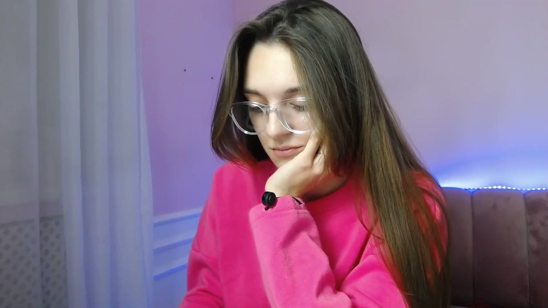 Gallery image thumbnail from MelaniaVince's myfreecams stream on, 03/23/2025, 15:46 image 12 of 20