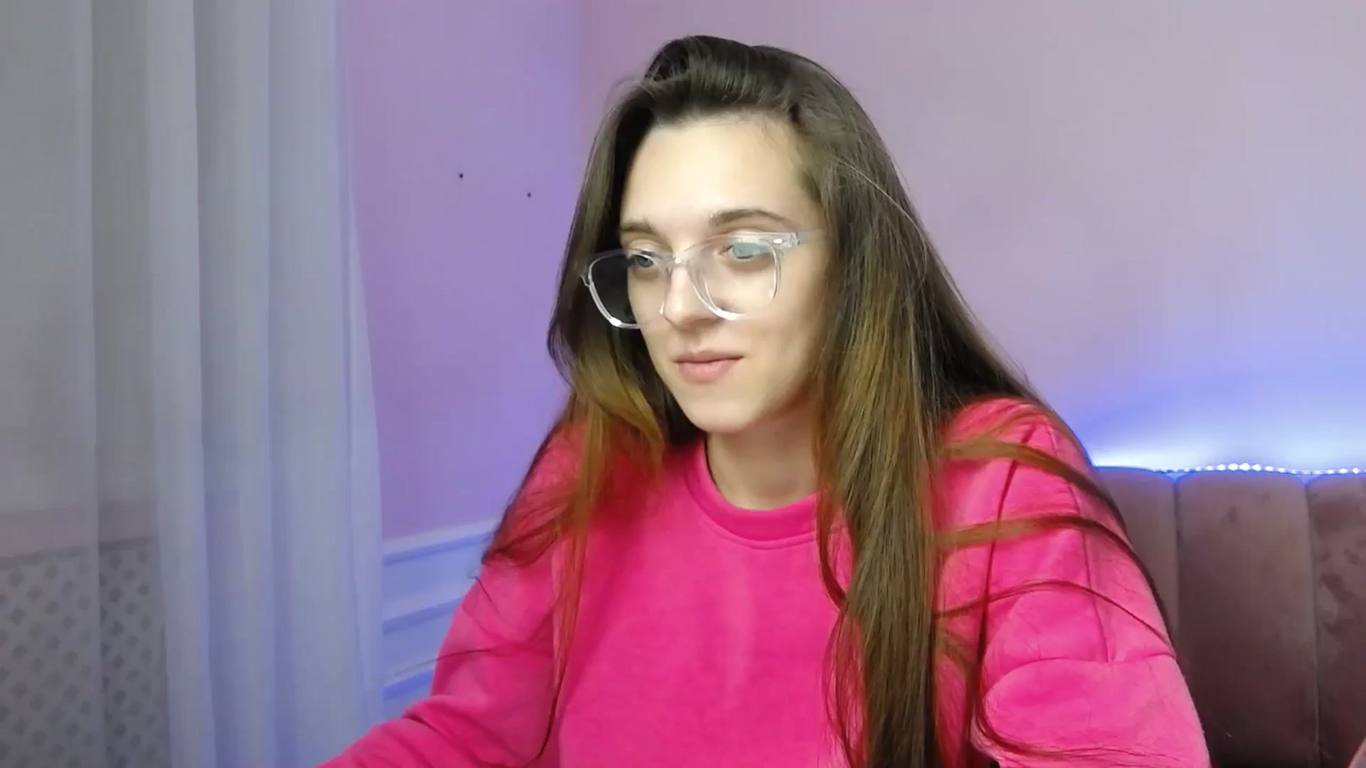 Gallery image thumbnail from MelaniaVince's myfreecams stream on, 03/23/2025, 16:04 image 6 of 20