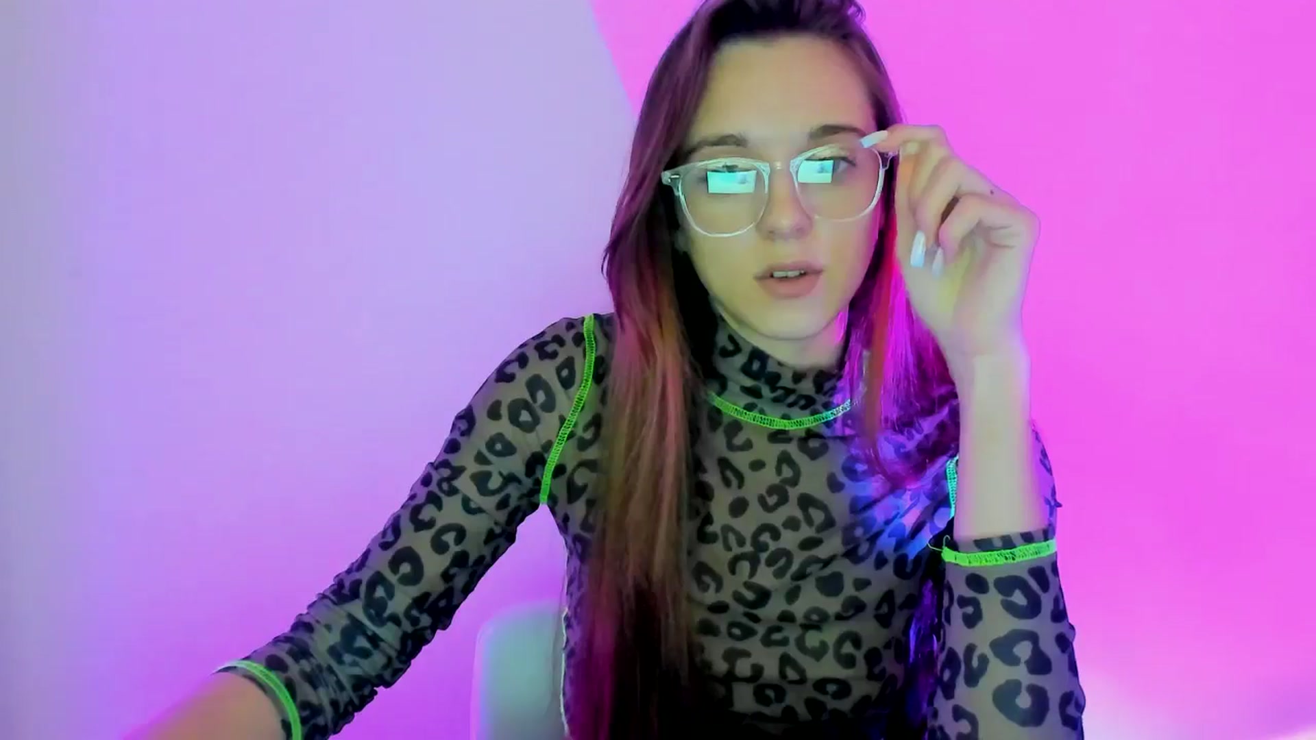 Gallery image thumbnail from MelaniaVince's myfreecams stream on, 03/24/2025, 13:37 image 20 of 20