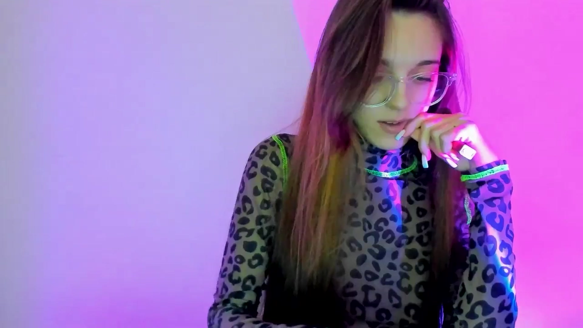 Gallery image thumbnail from MelaniaVince's myfreecams stream on, 03/24/2025, 14:26 image 20 of 20