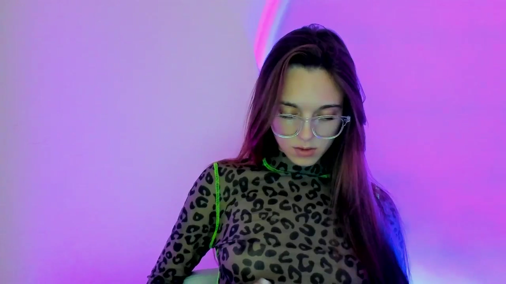 Gallery image thumbnail from MelaniaVince's myfreecams stream on, 03/24/2025, 17:05 image 10 of 20