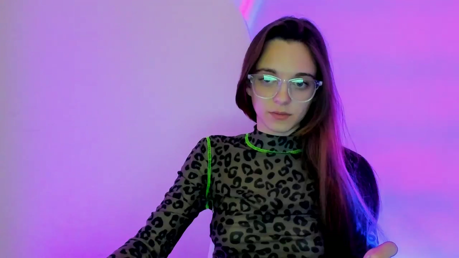 Gallery image thumbnail from MelaniaVince's myfreecams stream on, 03/24/2025, 17:05 image 3 of 20