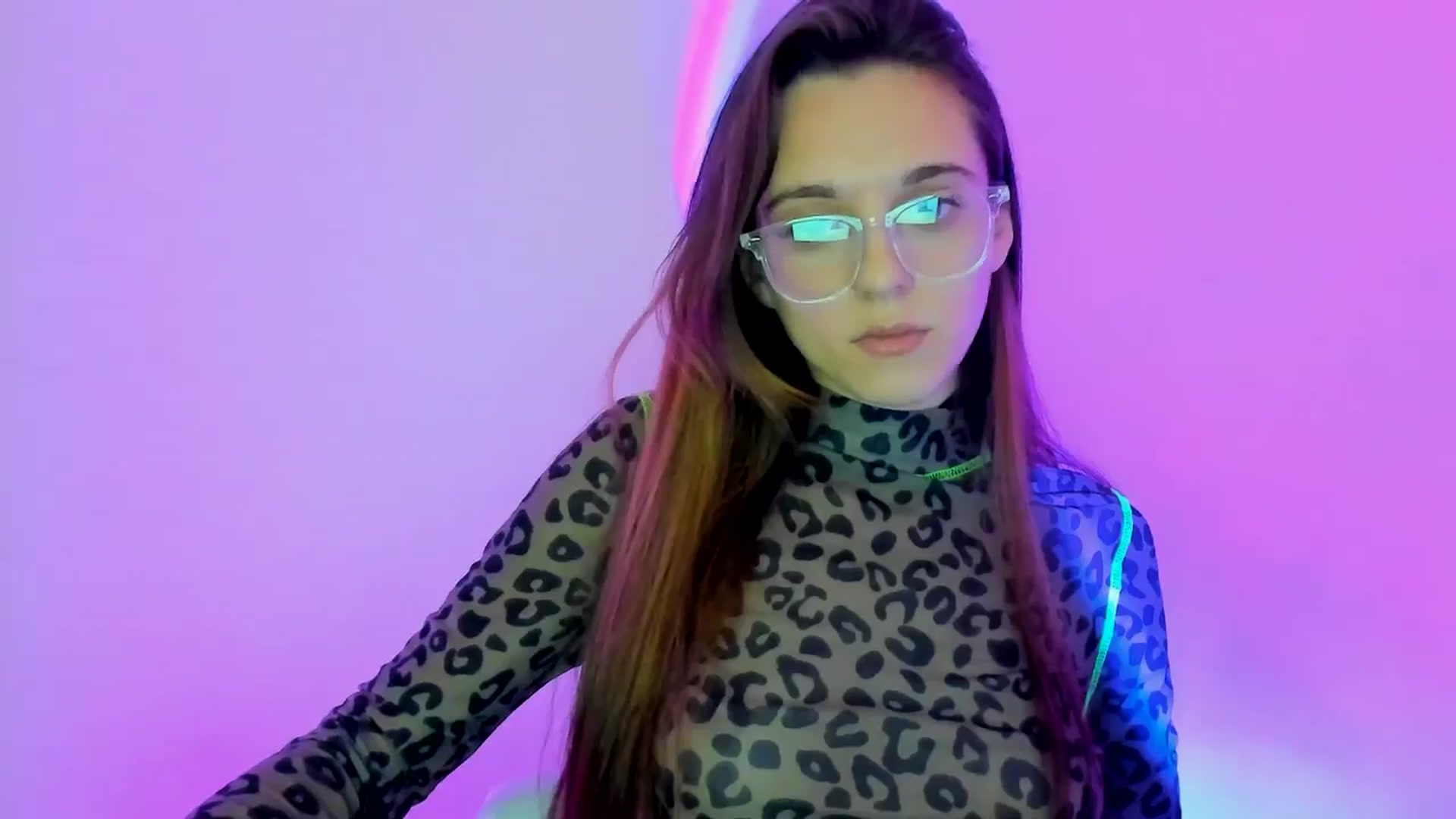Gallery image thumbnail from MelaniaVince's myfreecams stream on, 03/24/2025, 17:36 image 14 of 20