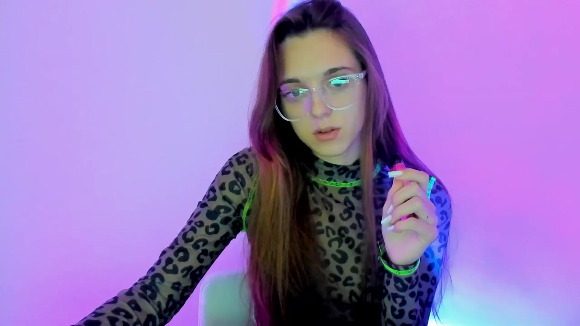 Gallery image thumbnail from MelaniaVince's myfreecams stream on, 03/24/2025, 17:36 image 3 of 20