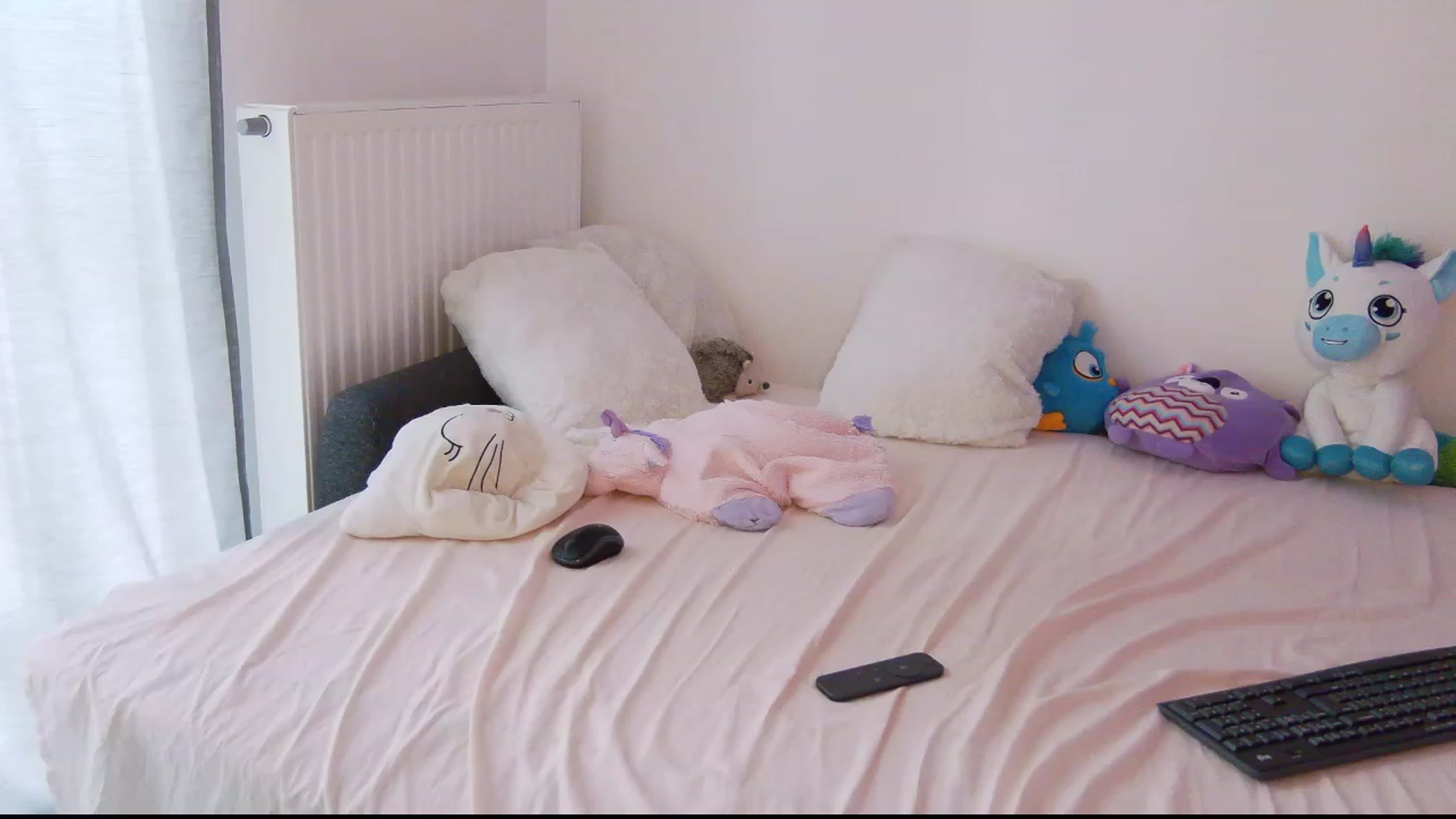 Gallery image thumbnail from MelanieBell_'s myfreecams stream on, 11/11/2023, 11:37 image 3 of 20