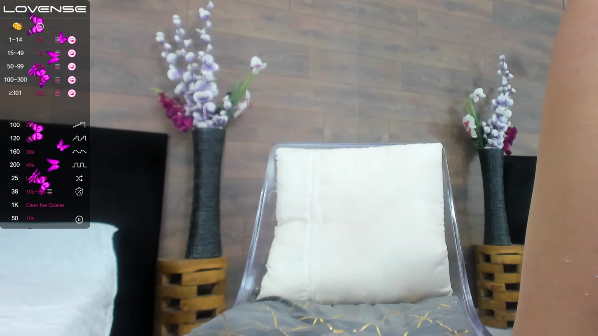 Gallery image thumbnail from MelanieBoyd's myfreecams stream on, 05/11/2023, 08:03 image 1 of 20