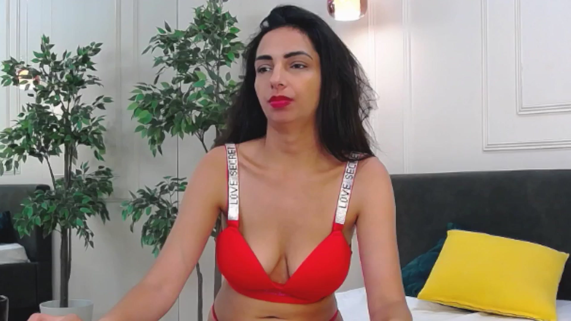 Gallery image thumbnail from MelanieBoyd30's myfreecams stream on, 06/30/2025, 14:45 image 12 of 20