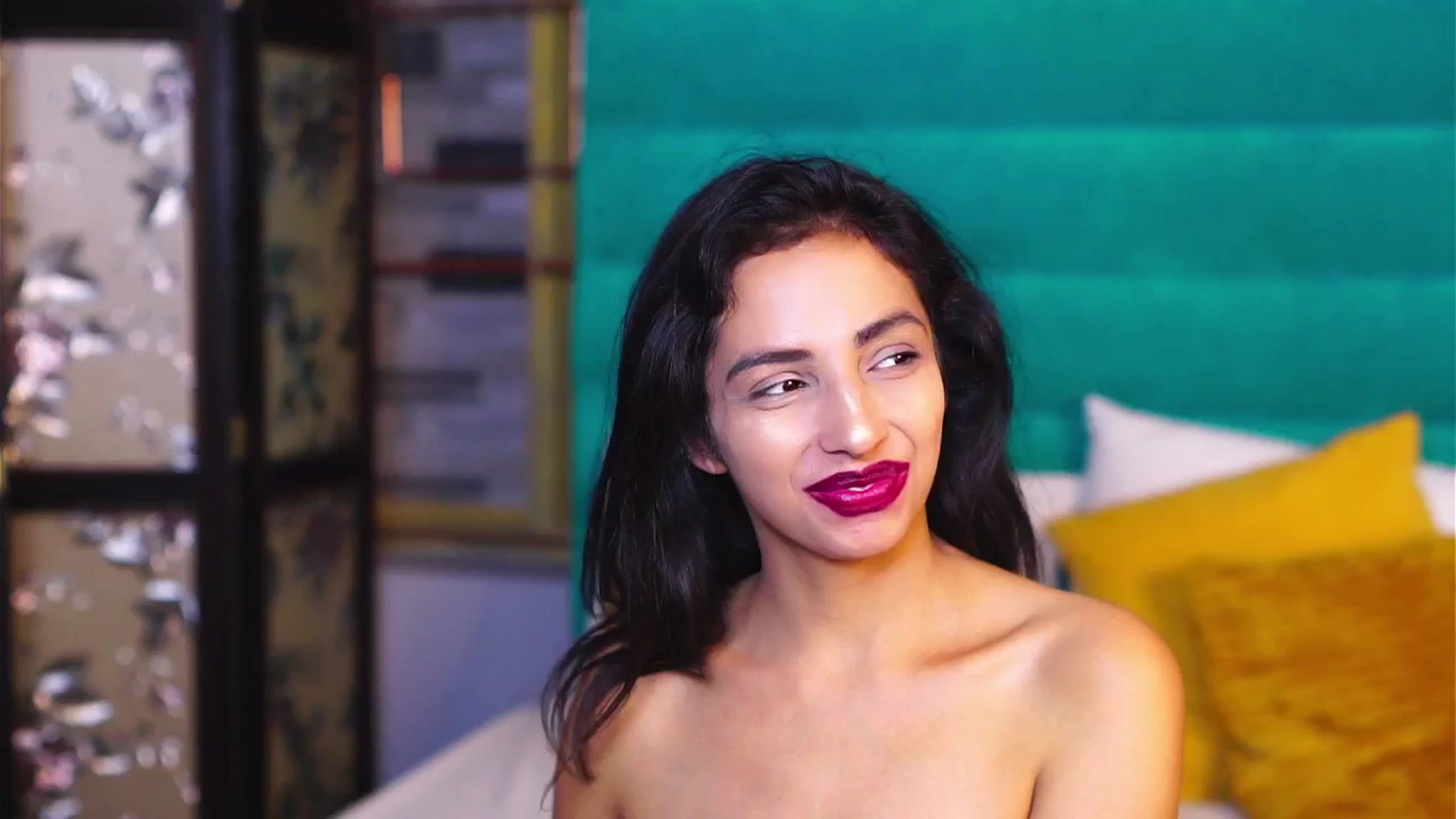 Gallery image thumbnail from MelanieLee's myfreecams stream on, 09/15/2024, 16:13 image 5 of 20