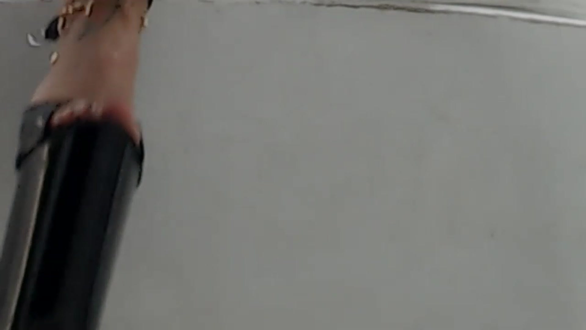 Gallery image thumbnail from MelanieLexxx's myfreecams stream on, 11/25/2022, 21:52 image 13 of 20