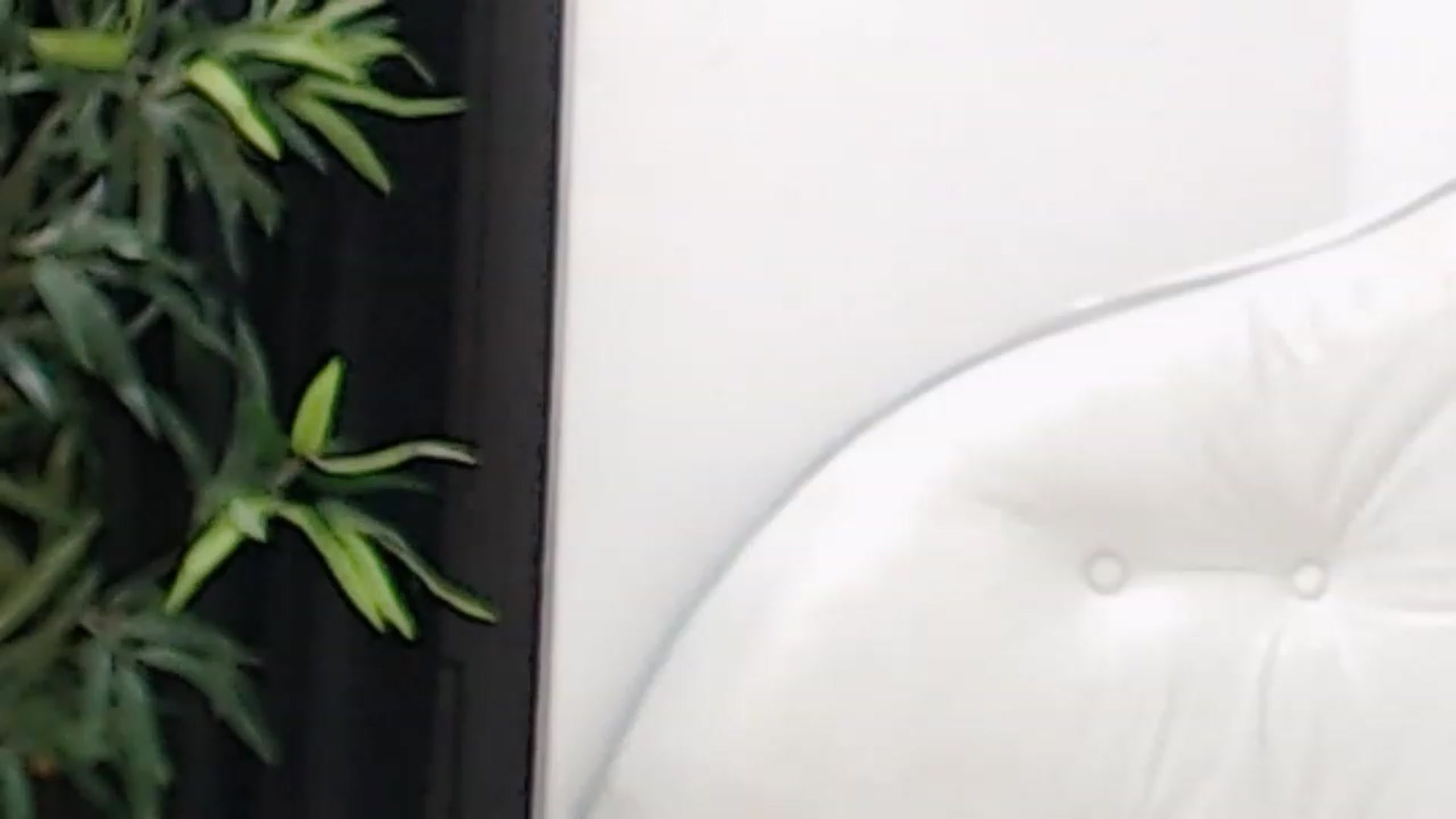 Gallery image thumbnail from MelanieLexxx's myfreecams stream on, 05/30/2023, 21:24 image 4 of 20