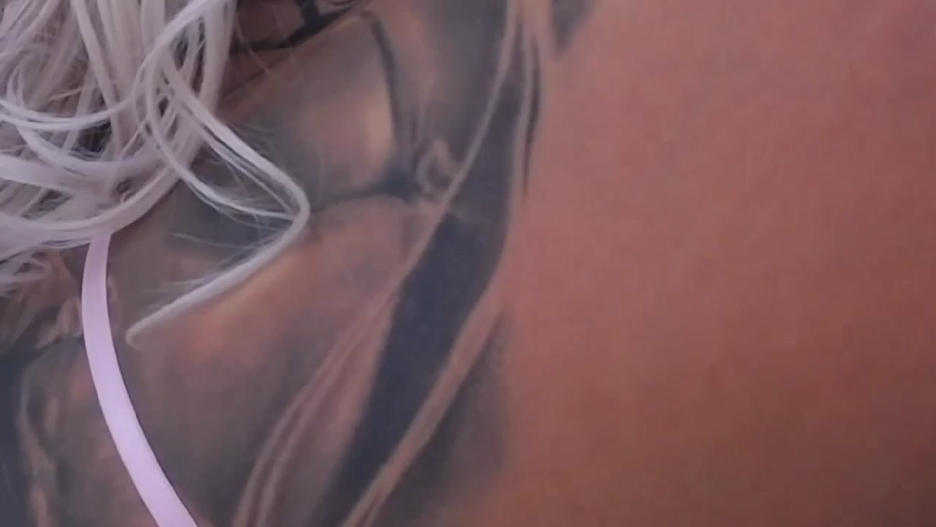 Gallery image thumbnail from MelanieLexxx's myfreecams stream on, 12/29/2023, 22:12 image 9 of 20