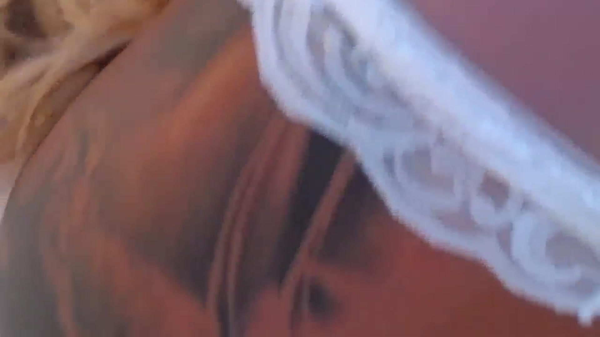 Gallery image thumbnail from MelanieLexxx's myfreecams stream on, 07/03/2024, 18:36 image 11 of 20