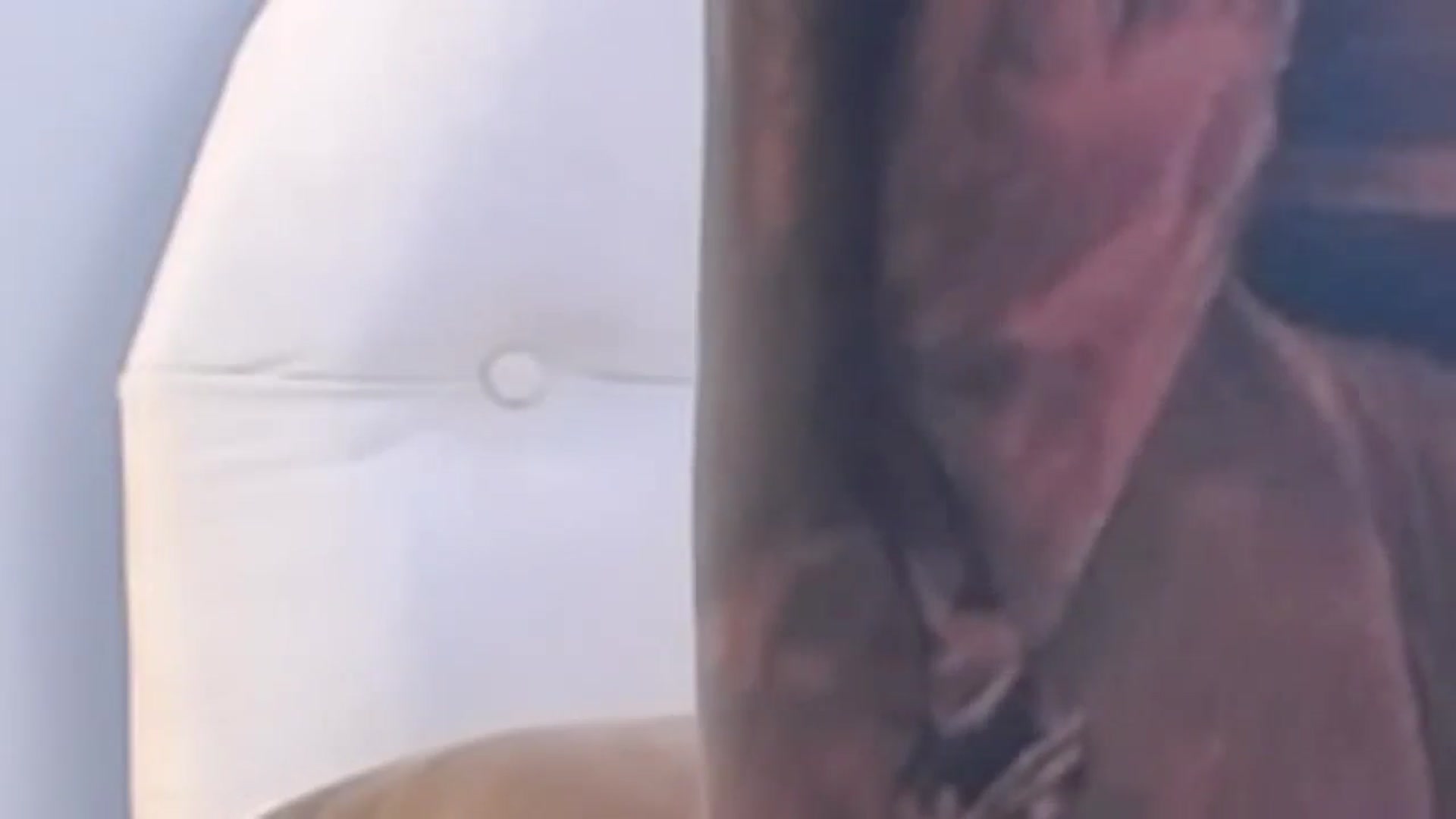Gallery image thumbnail from MelanieLexxx's myfreecams stream on, 07/28/2024, 20:18 image 9 of 20