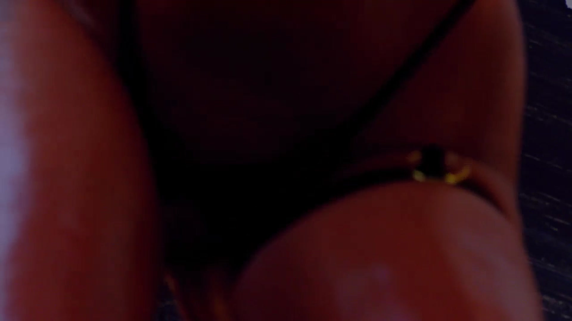 Gallery image thumbnail from MelanieLexxx's myfreecams stream on, 11/14/2024, 20:32 image 3 of 20