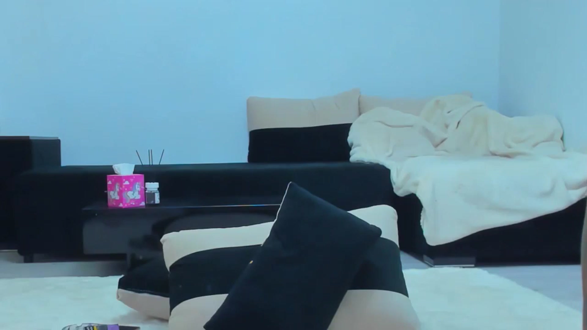 Gallery image thumbnail from MelanieLexxx's myfreecams stream on, 03/09/2025, 20:14 image 7 of 20