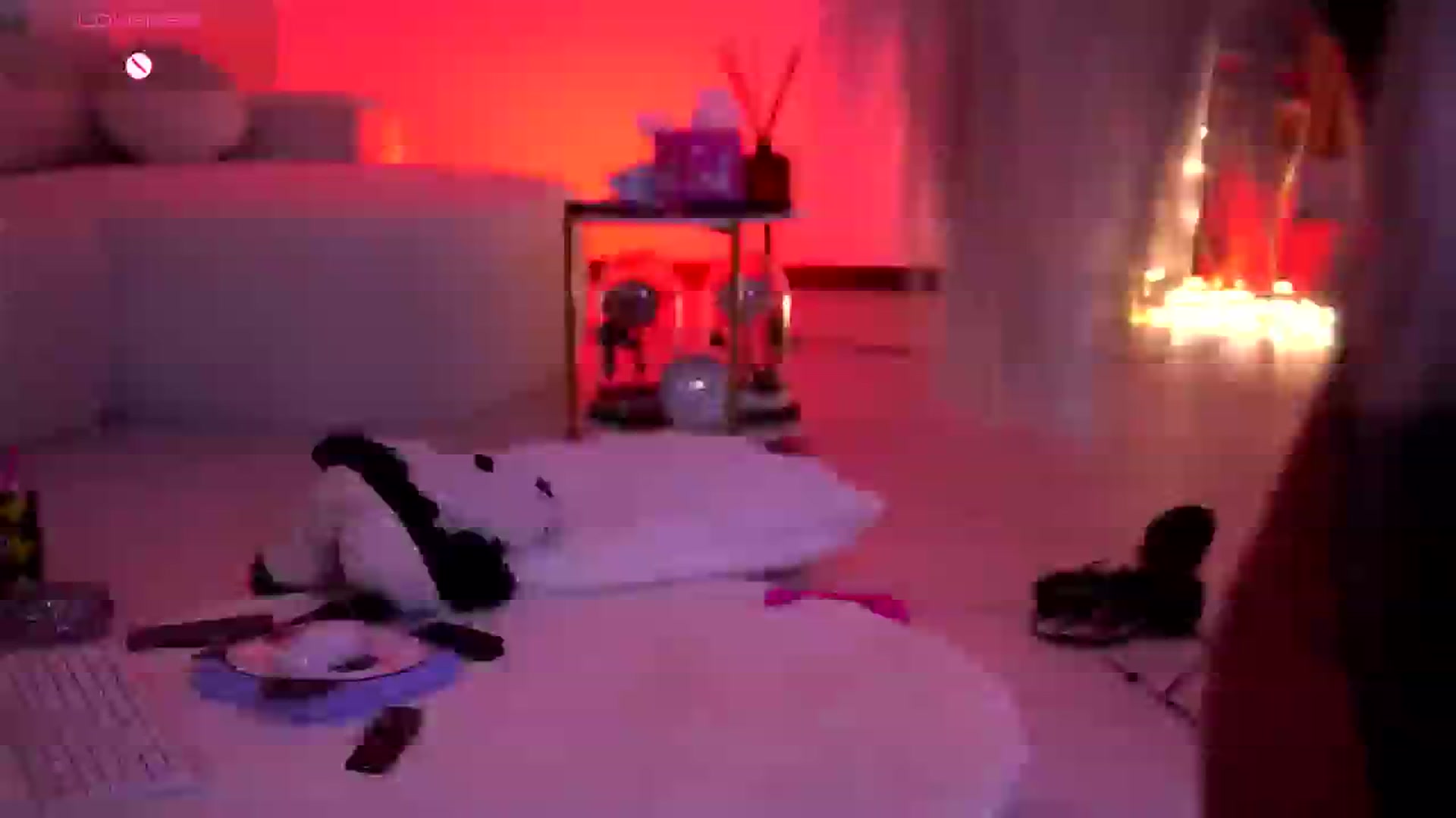 Gallery image thumbnail from MelanieLexxx's myfreecams stream on, 01/13/2026, 22:32 image 12 of 20