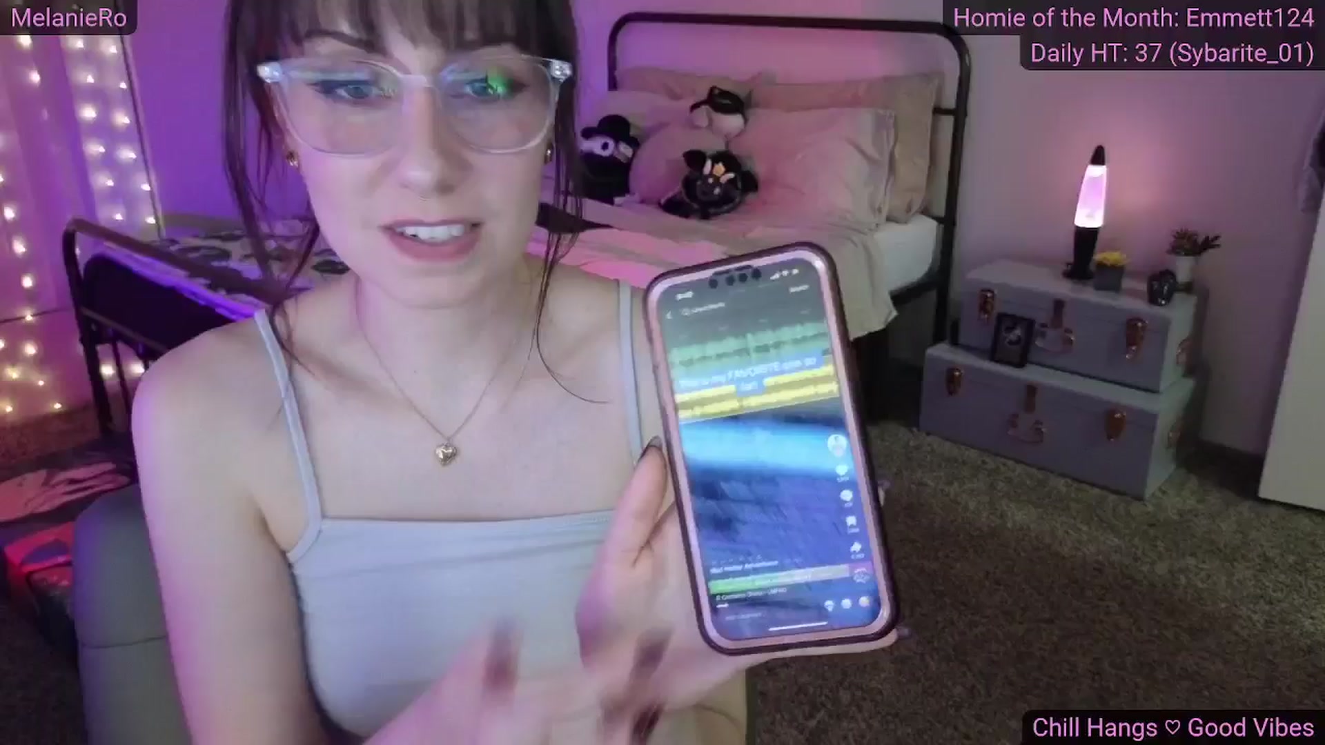 Gallery image thumbnail from MelanieRo's myfreecams stream on, 08/12/2025, 04:11 image 13 of 20