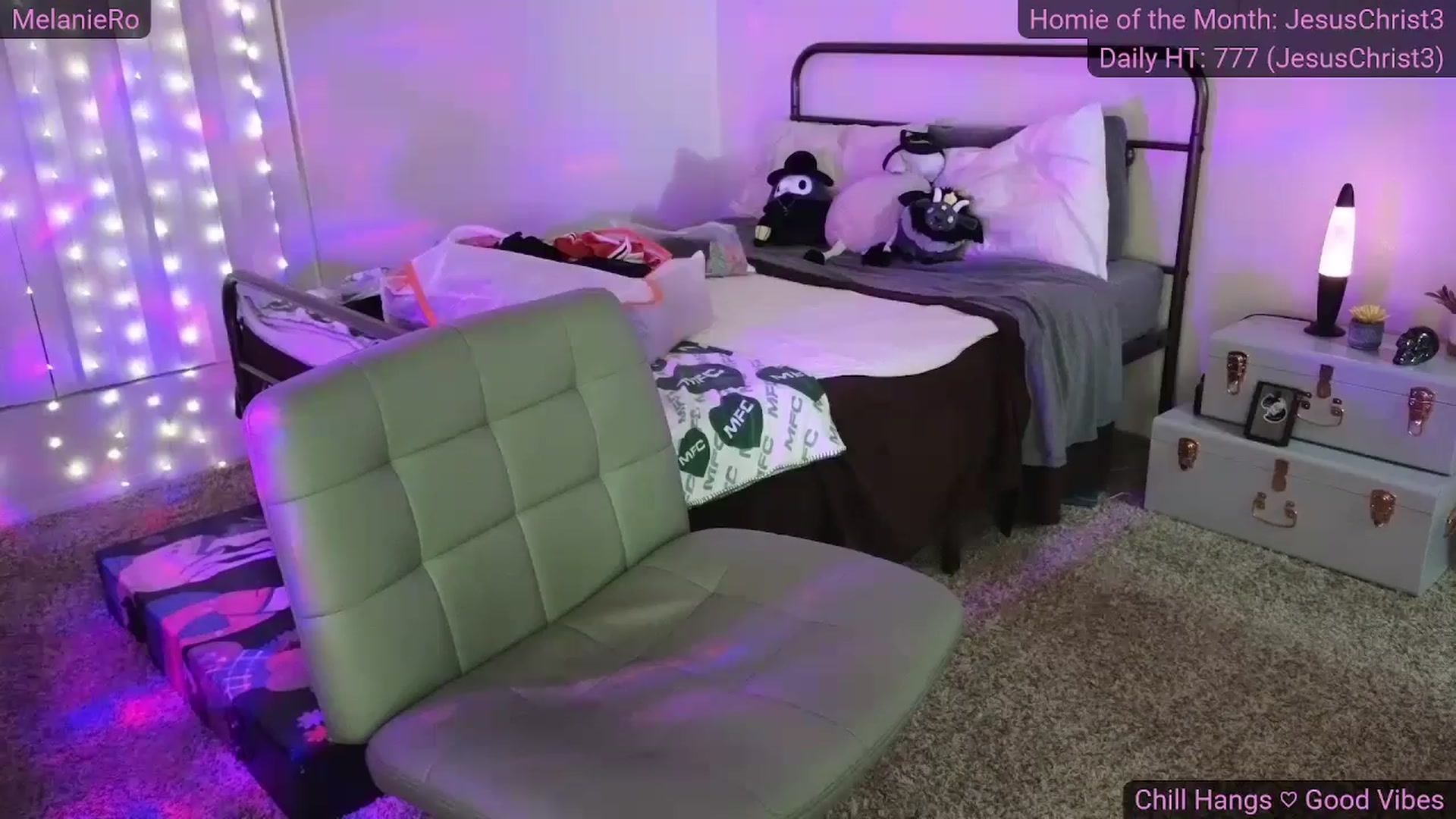 Gallery image thumbnail from MelanieRo's myfreecams stream on, 09/22/2025, 07:32 image 14 of 20