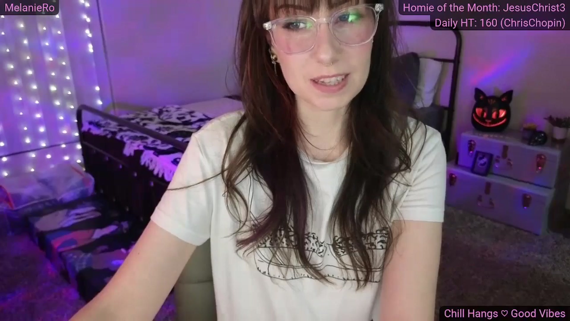Gallery image thumbnail from MelanieRo's myfreecams stream on, 09/30/2025, 06:51 image 5 of 20