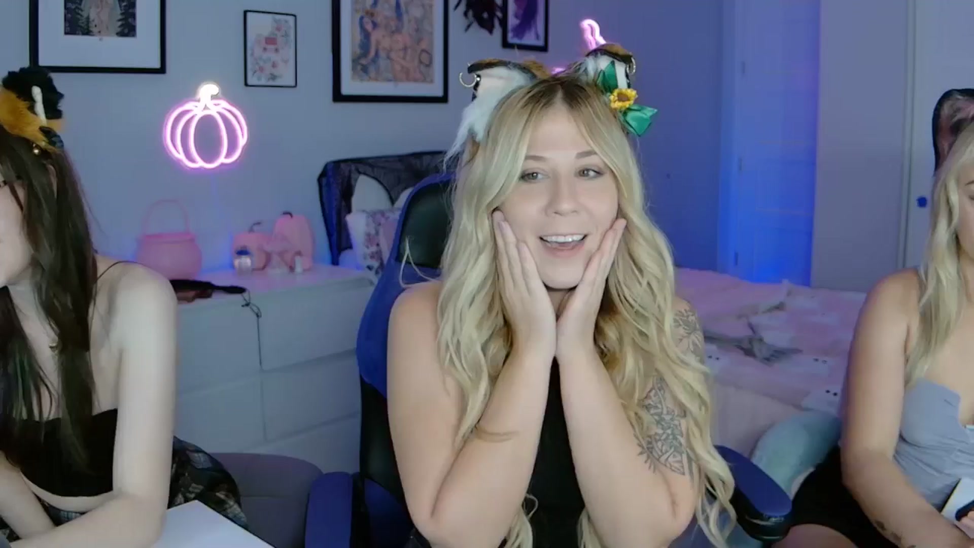 Gallery image thumbnail from MelanieRo's myfreecams stream on, 10/06/2025, 03:50 image 15 of 20